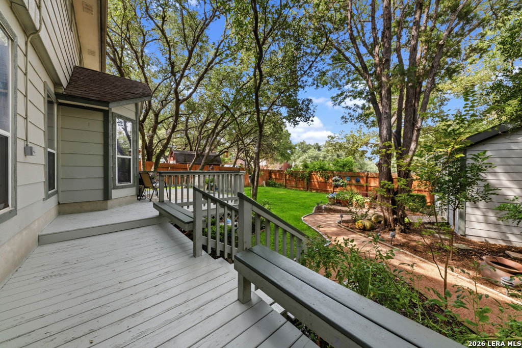 138 Alabaster Universal City TX 78148