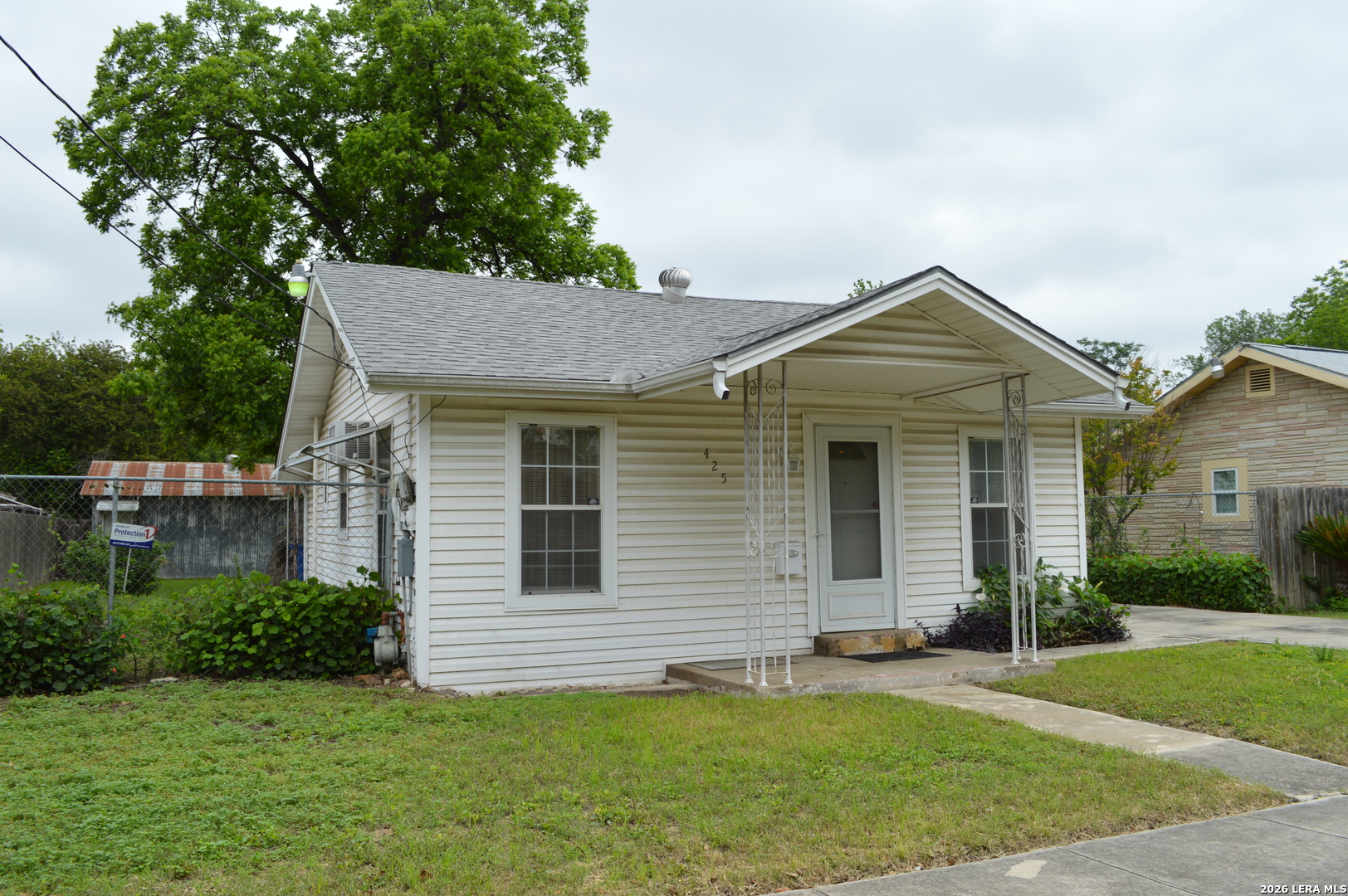 425 Robert E Lee San Antonio TX 78214