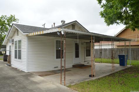 425 Robert E Lee San Antonio TX 78214