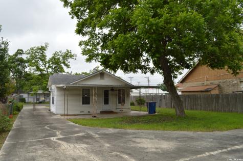 425 Robert E Lee San Antonio TX 78214