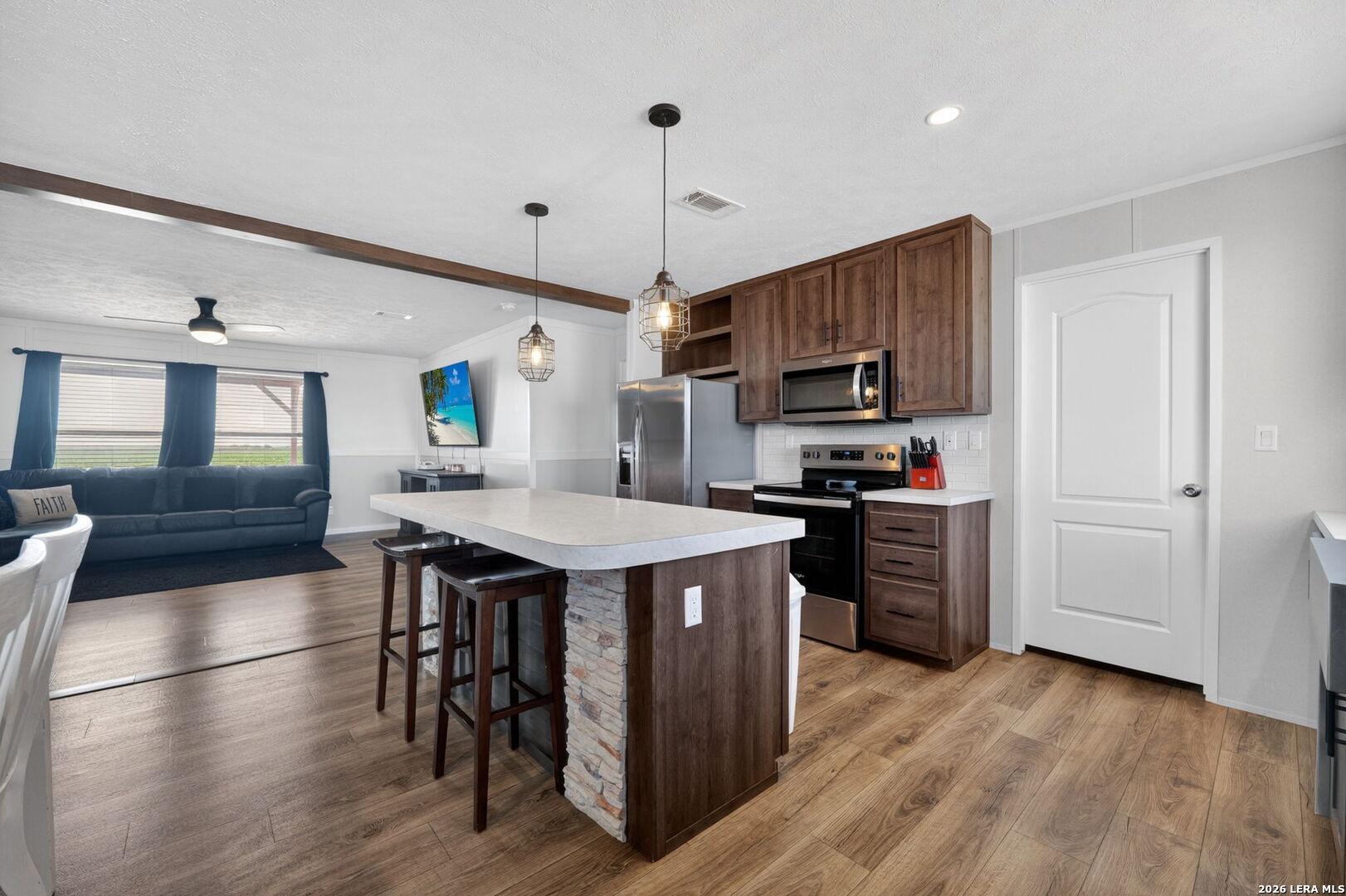 250 Cr 325 Jourdanton TX 78026