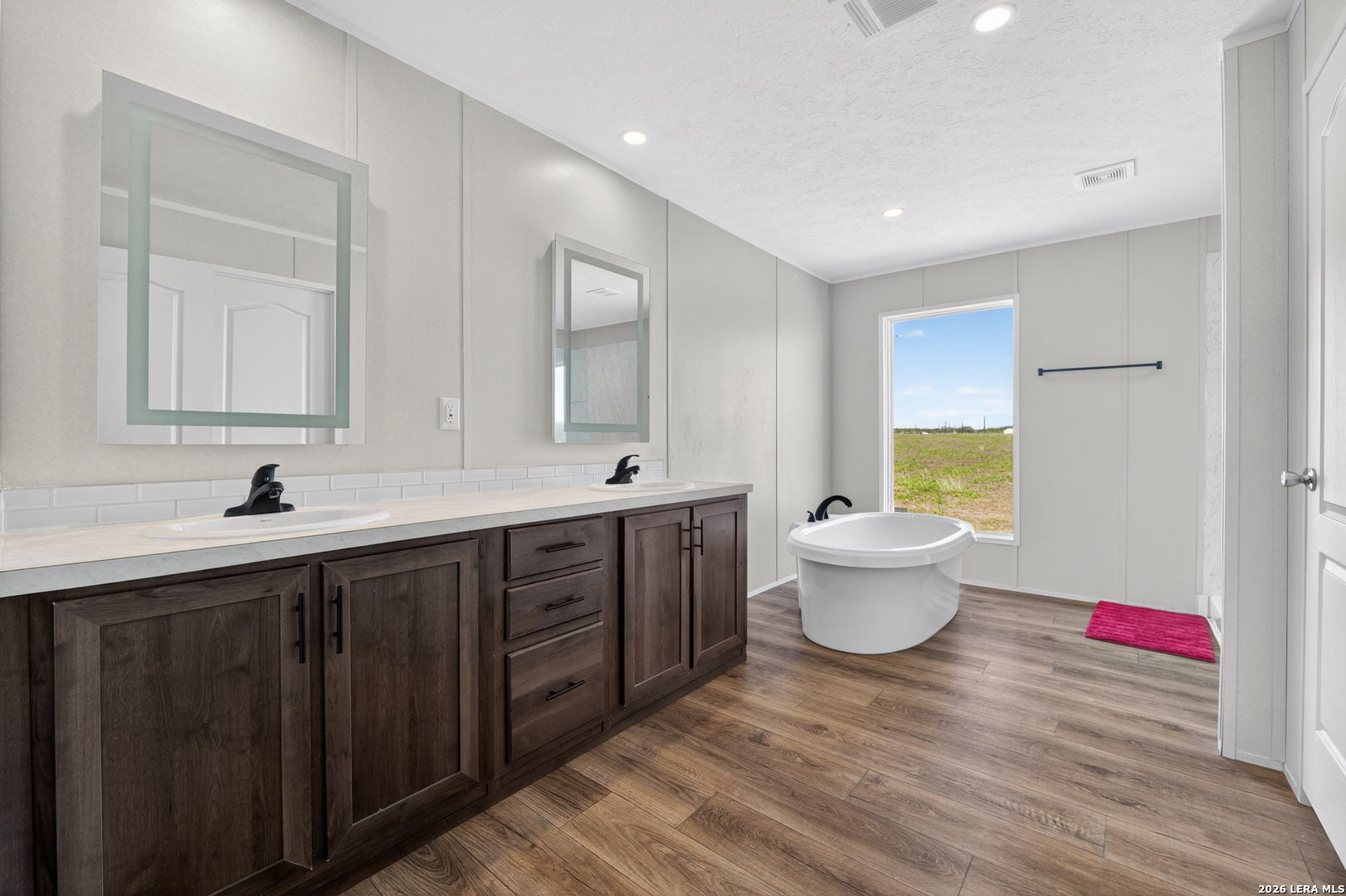250 Cr 325 Jourdanton TX 78026