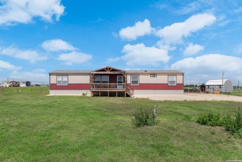 250 Cr 325 Jourdanton TX 78026