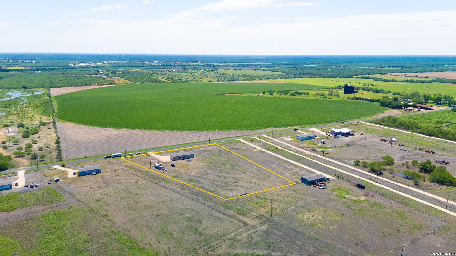 250 Cr 325 Jourdanton TX 78026