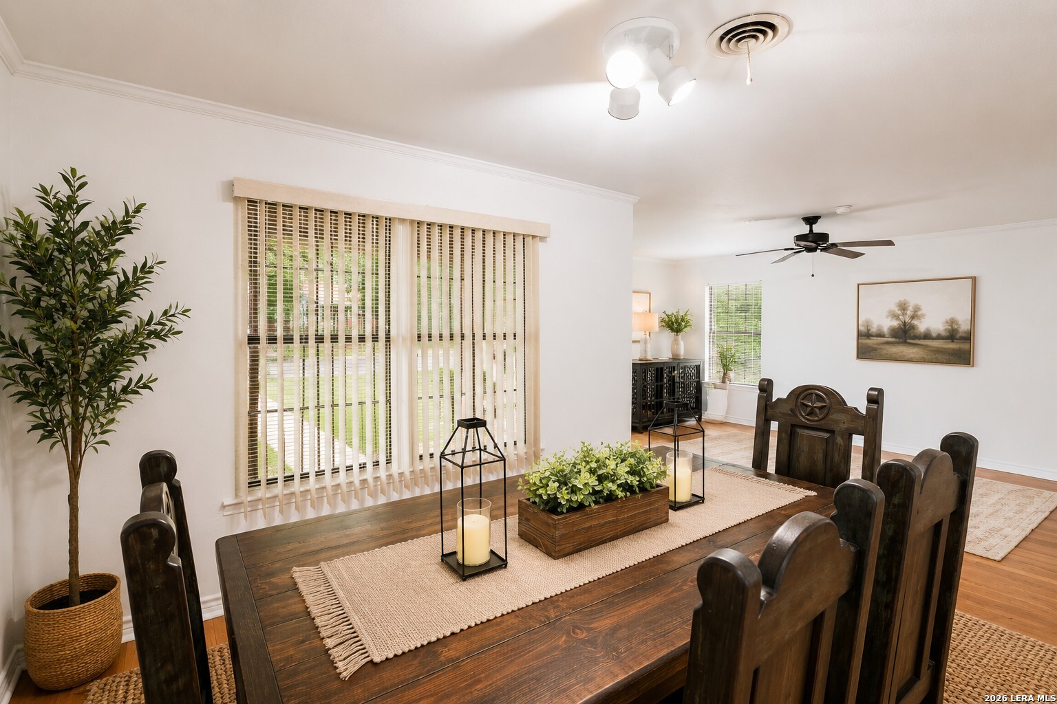 140 Hillcrest Luling TX 78648
