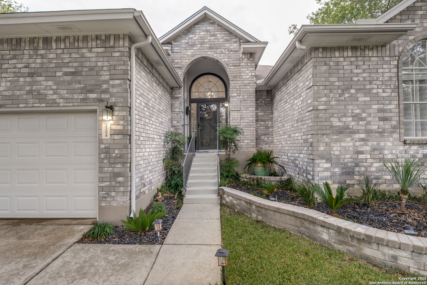 2204 Encino Cliff San Antonio TX 78259