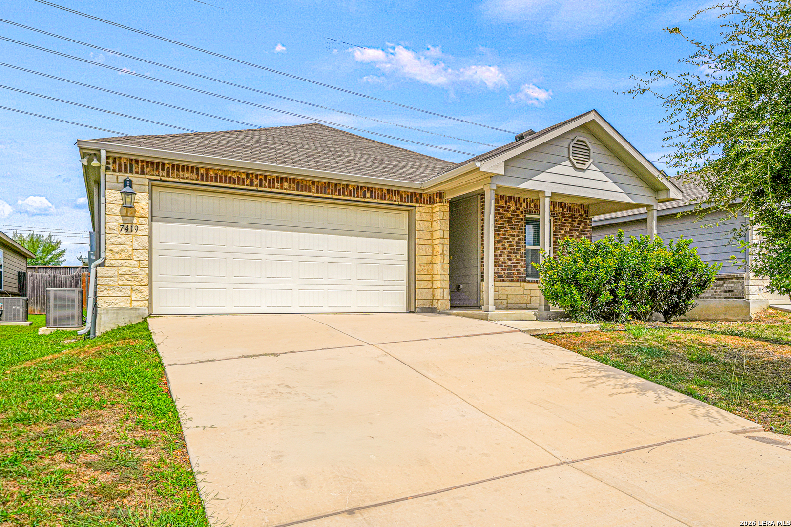 7419 Twin Pine Converse TX 78109