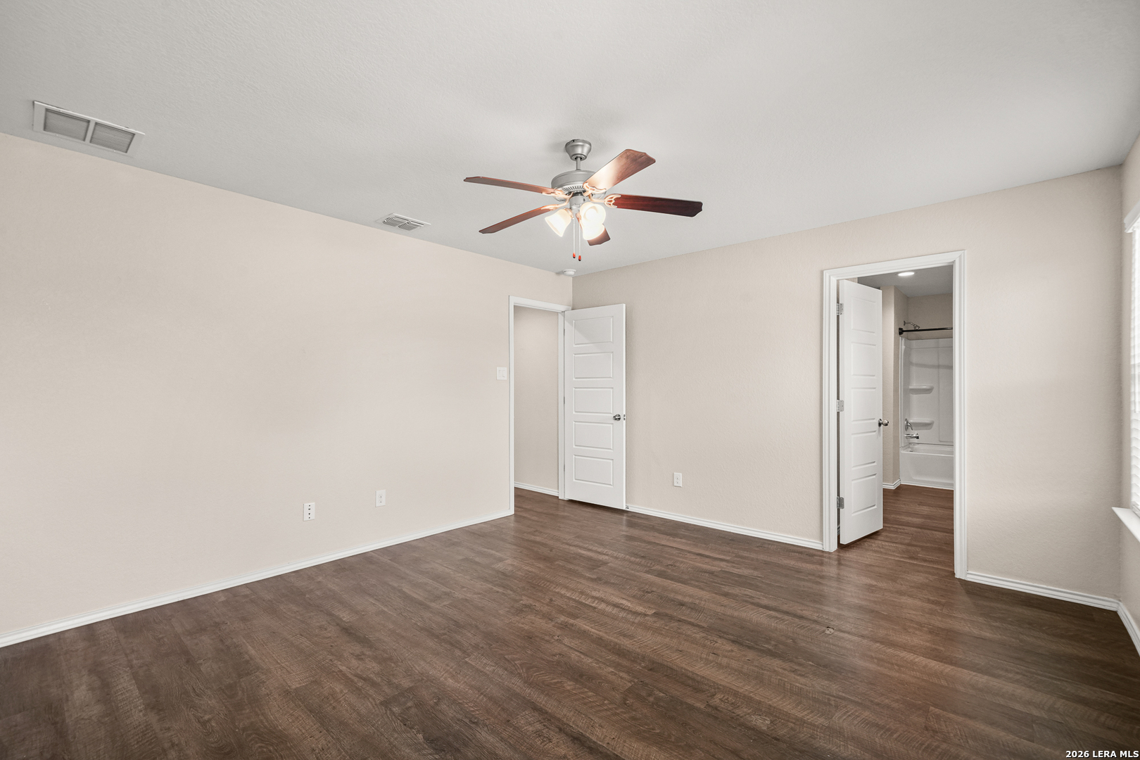 7419 Twin Pine Converse TX 78109