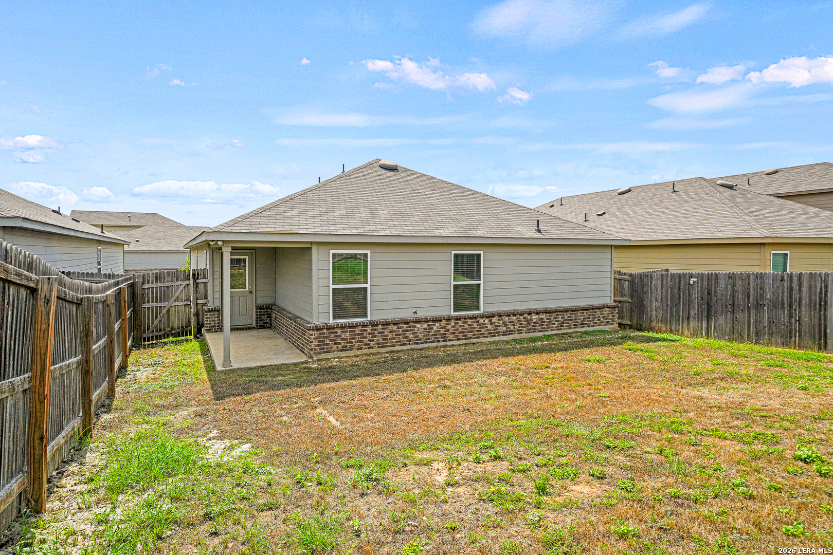 7419 Twin Pine Converse TX 78109