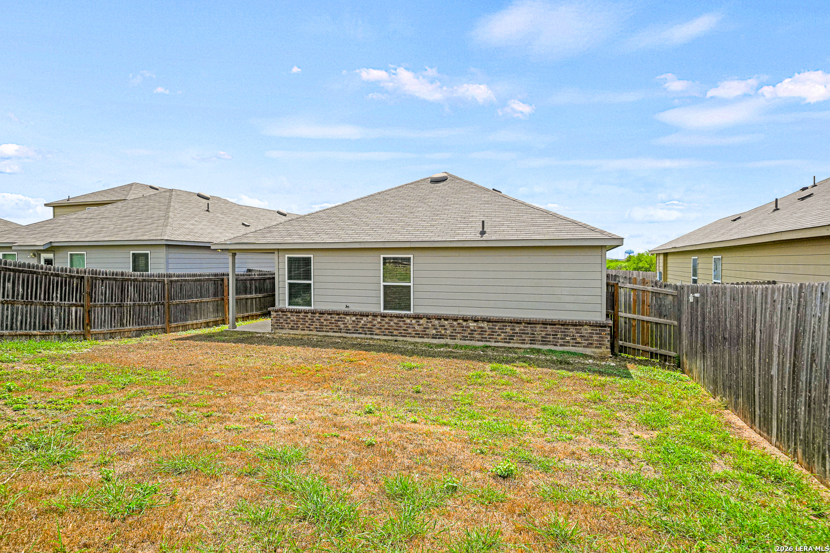 7419 Twin Pine Converse TX 78109