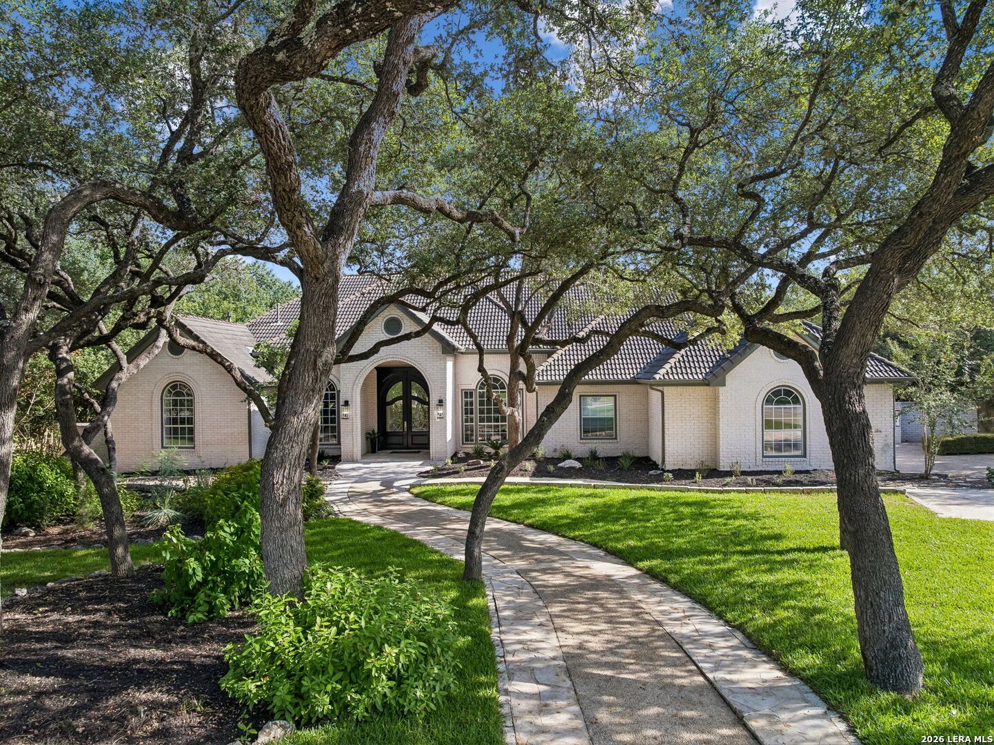 327 Pagoda Oak Shavano Park TX 78230