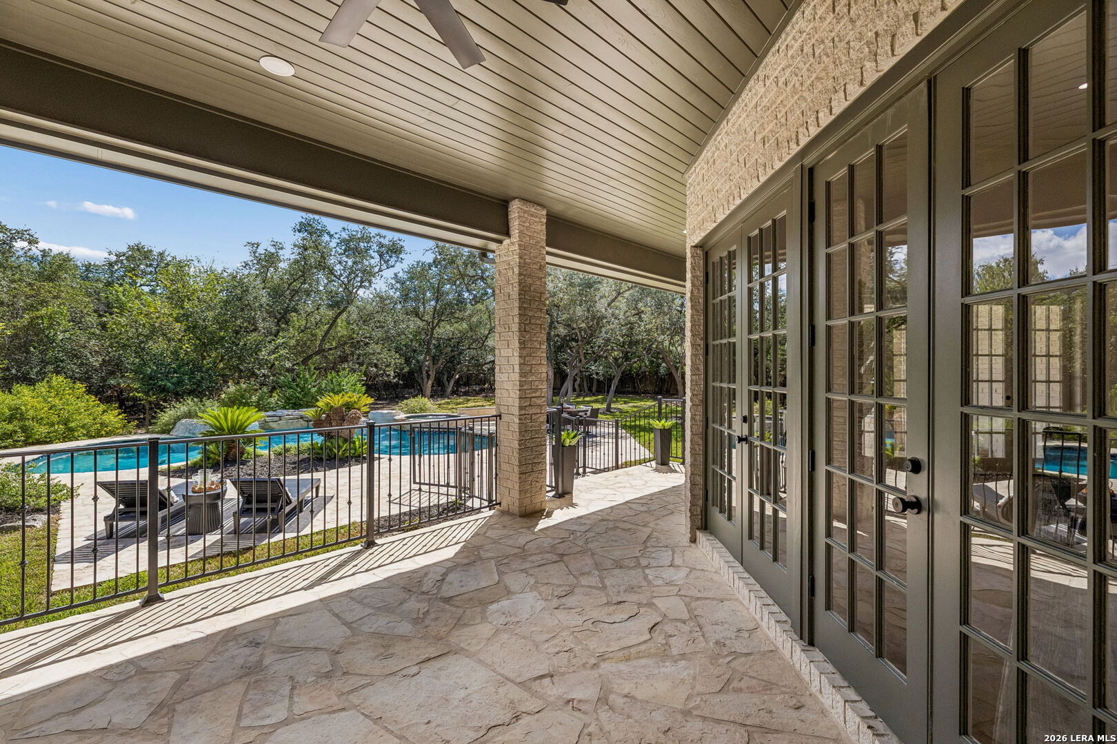 327 Pagoda Oak Shavano Park TX 78230