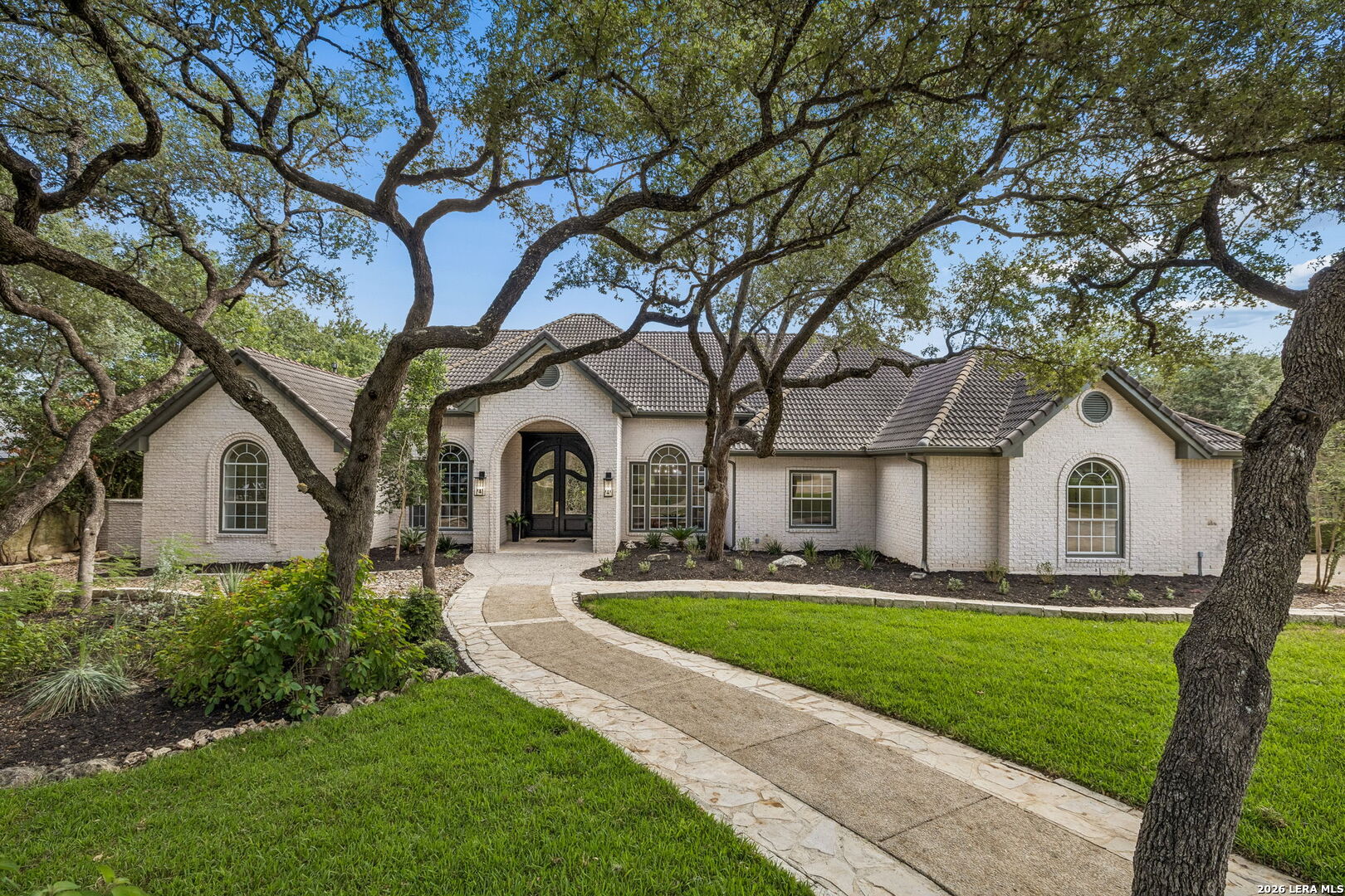 327 Pagoda Oak Shavano Park TX 78230
