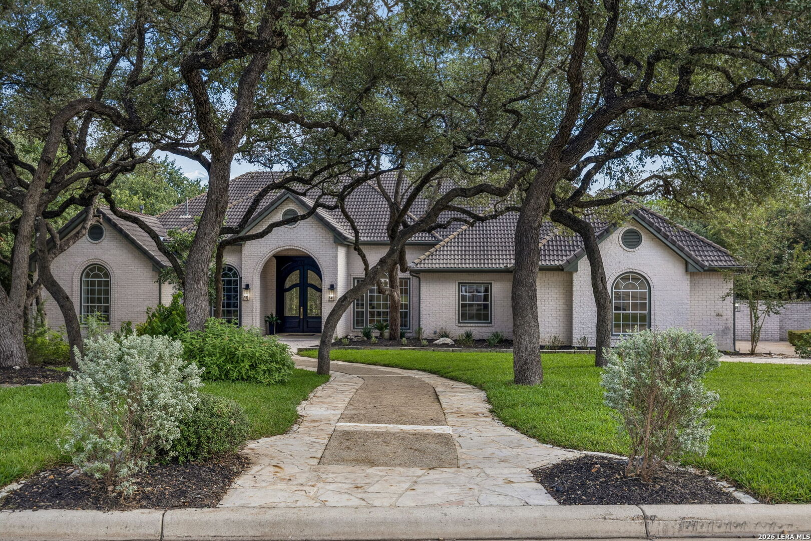 327 Pagoda Oak Shavano Park TX 78230
