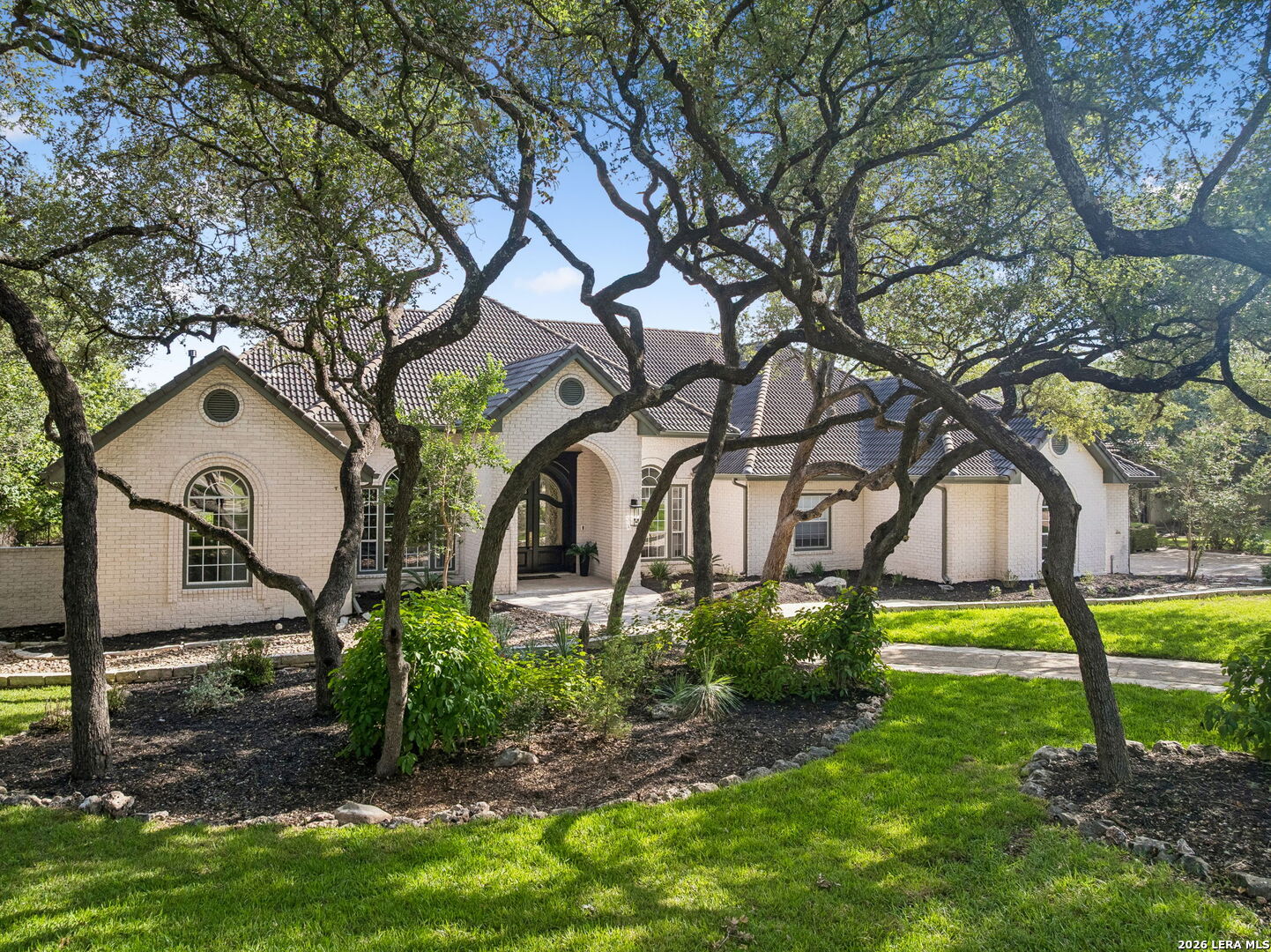 327 Pagoda Oak Shavano Park TX 78230