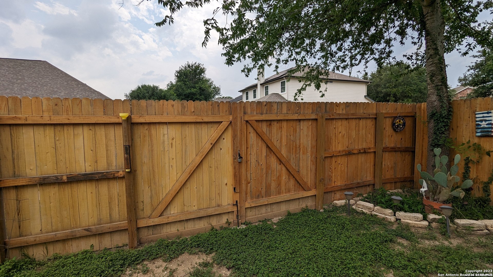 4103 Dunn Oak San Antonio TX 78223