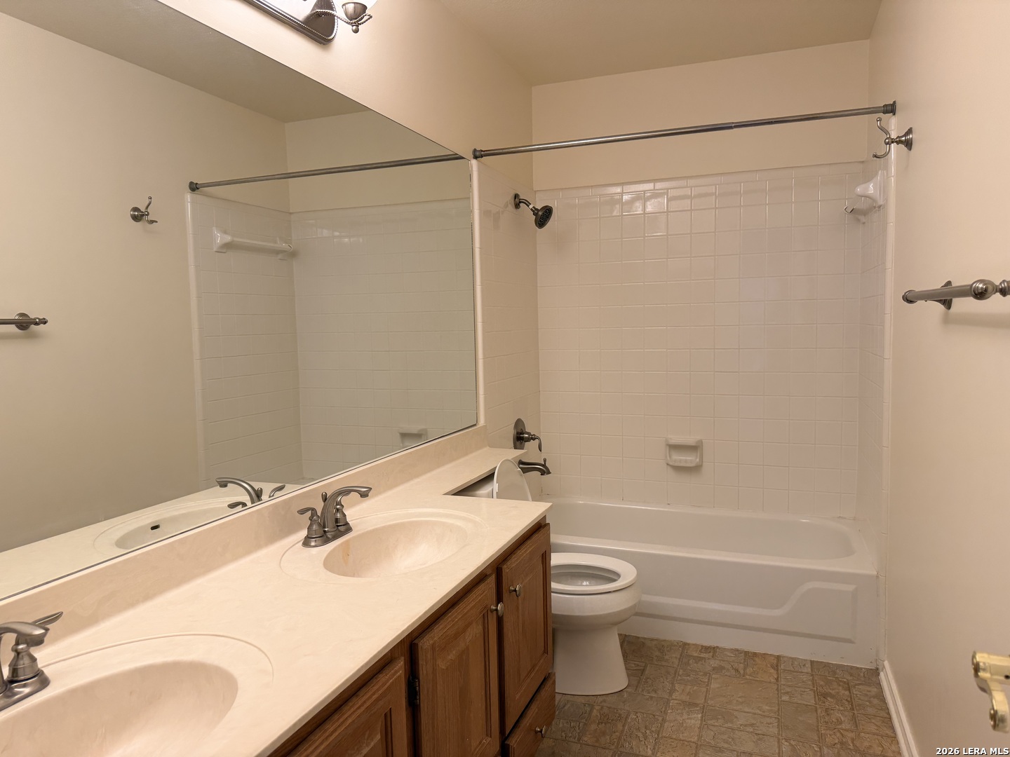 215 Whisper Wood Lane San Antonio TX 78216