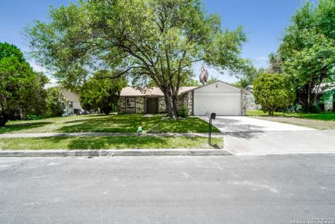 8723 Glen Bluff San Antonio TX 78239