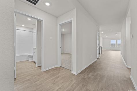 3112 Palm Springs Seguin TX 78155
