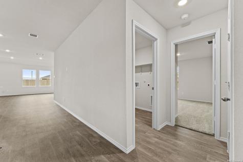 3112 Palm Springs Seguin TX 78155