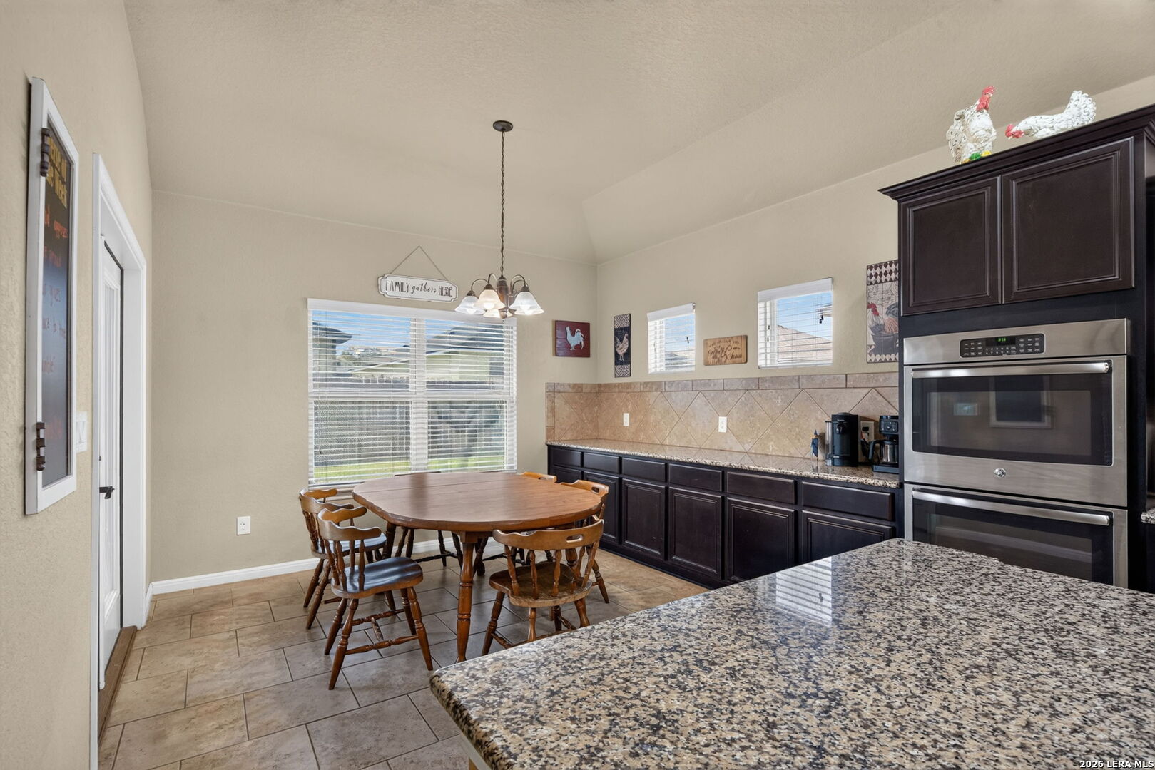 225 Iron Gate Pleasanton TX 78064
