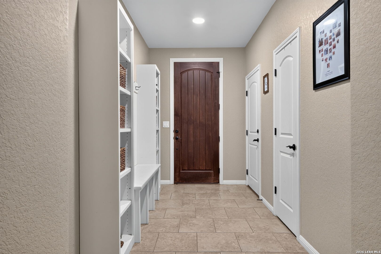 225 Iron Gate Pleasanton TX 78064