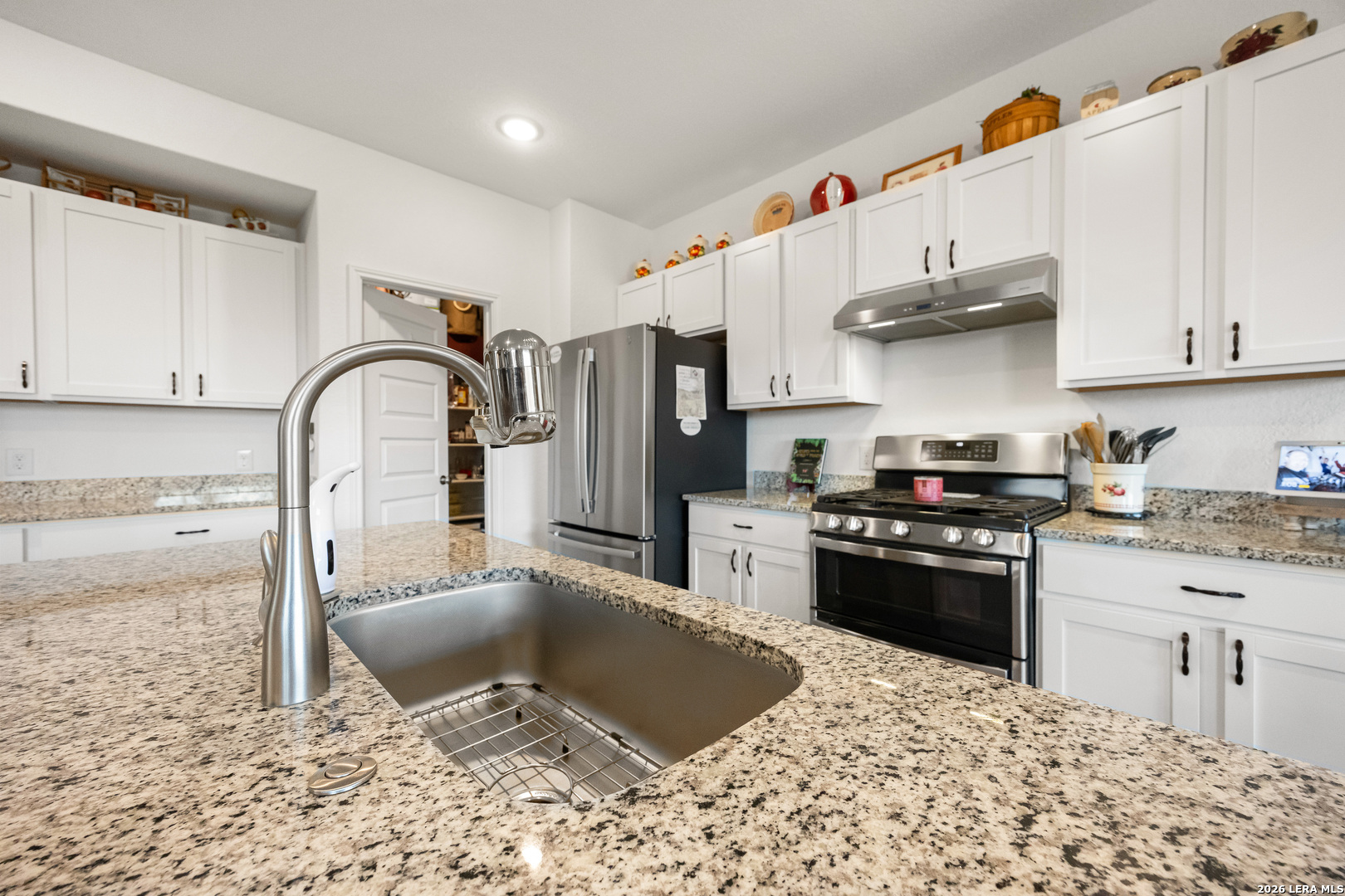 5831 Hematite Rim San Antonio TX 78222