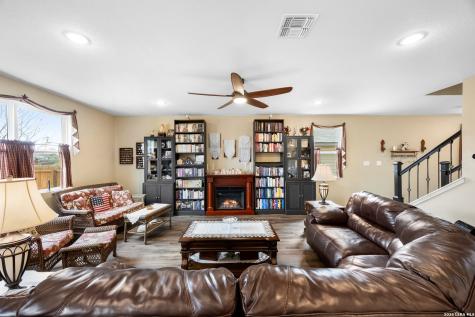 5831 Hematite Rim San Antonio TX 78222
