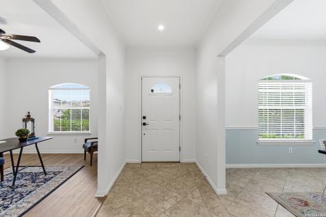 1006 Sutters Rim San Antonio TX 78258