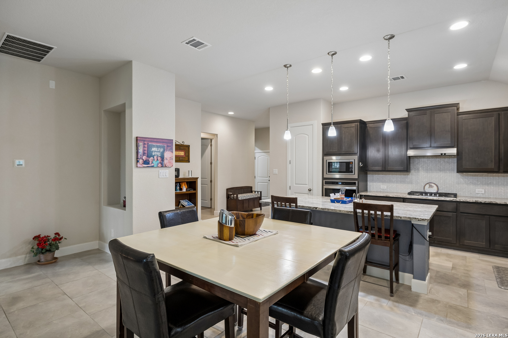 8733 Stackstone Schertz TX 78154
