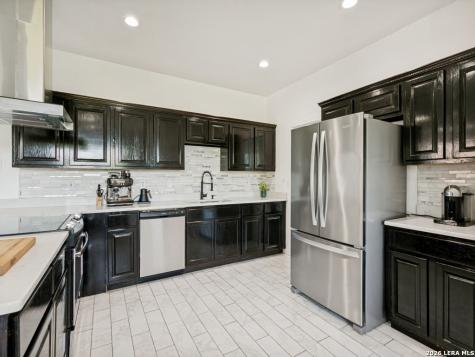 2402 Encino Cedros San Antonio TX 78259
