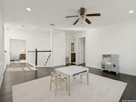 2402 Encino Cedros San Antonio TX 78259