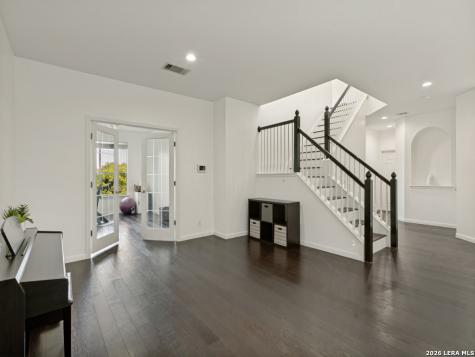2402 Encino Cedros San Antonio TX 78259