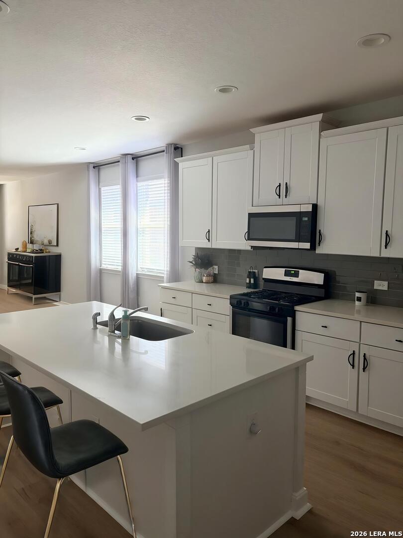 8806 White Crown San Antonio TX 78254