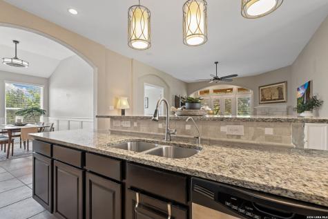 8502 Nichols Rim Boerne TX 78015