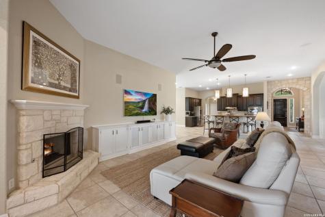 8502 Nichols Rim Boerne TX 78015