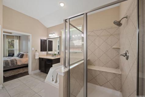 8502 Nichols Rim Boerne TX 78015