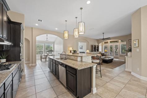 8502 Nichols Rim Boerne TX 78015