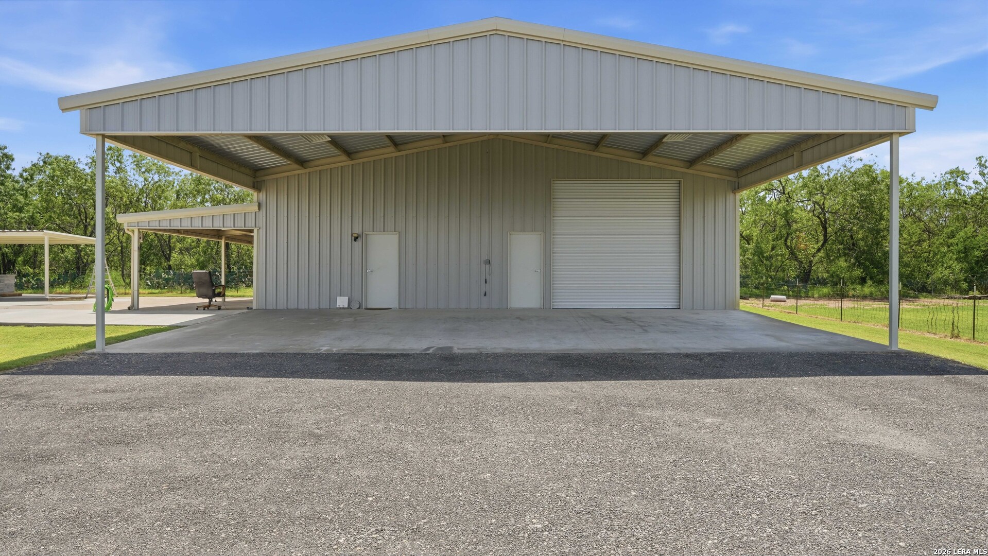 731 County Road 356 Adkins TX 78101