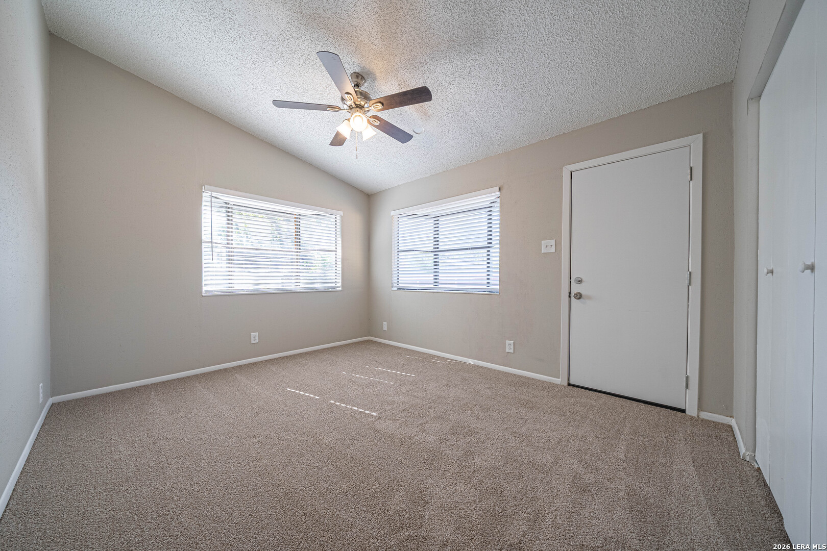 214 Avenue F Converse TX 78109
