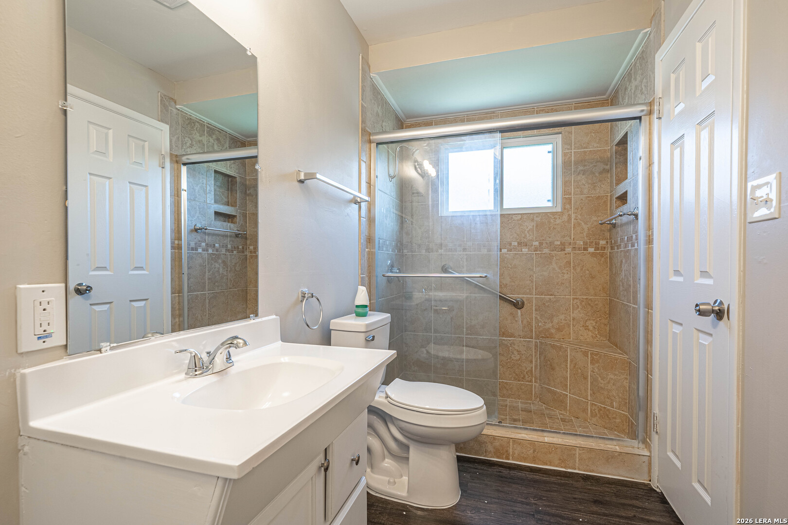 214 Avenue F Converse TX 78109