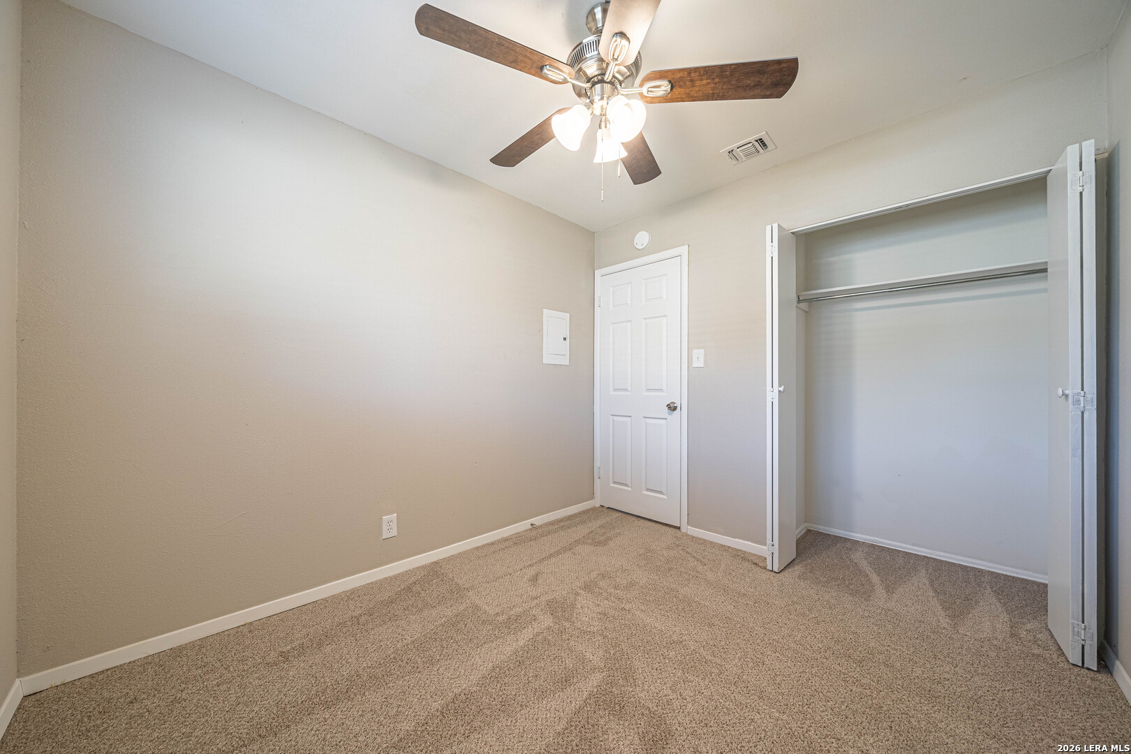 214 Avenue F Converse TX 78109