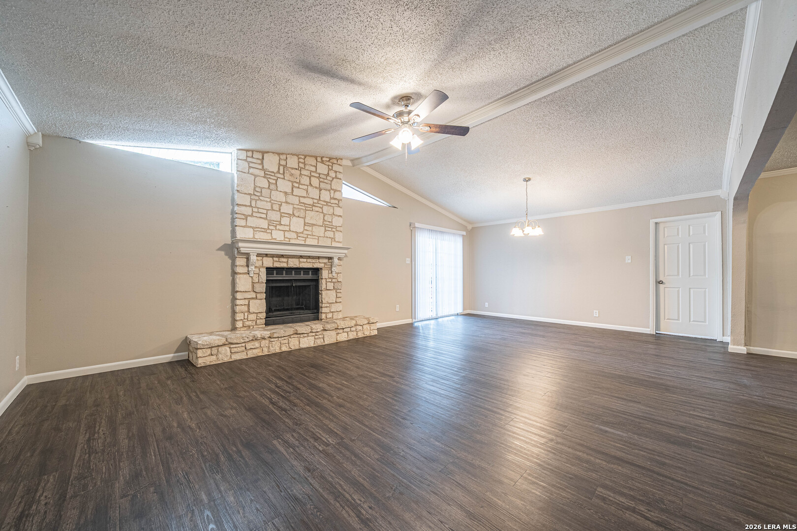 214 Avenue F Converse TX 78109