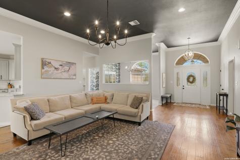 105 Old Campbell Road Seguin TX 78155