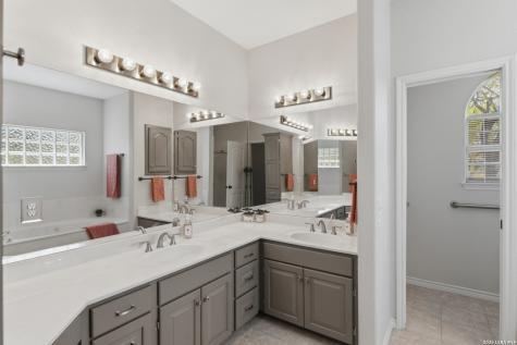 105 Old Campbell Road Seguin TX 78155