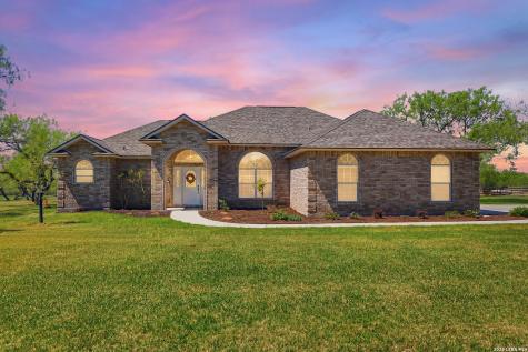 105 Old Campbell Road Seguin TX 78155