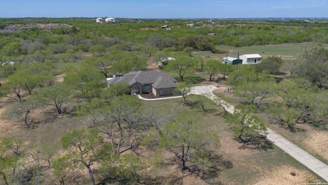 105 Old Campbell Road Seguin TX 78155
