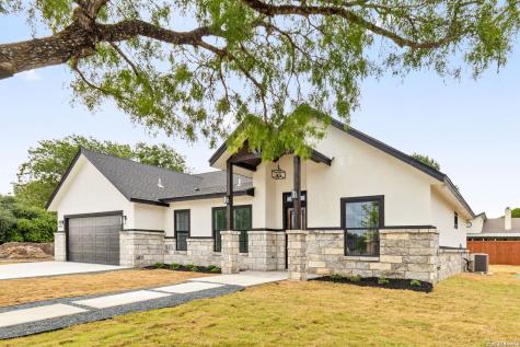 8220 Alton Boulevard Selma TX 78154