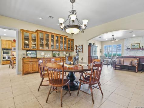 1000 S Landmark Kerrville TX 78028
