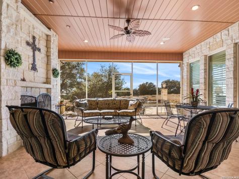 1000 S Landmark Kerrville TX 78028